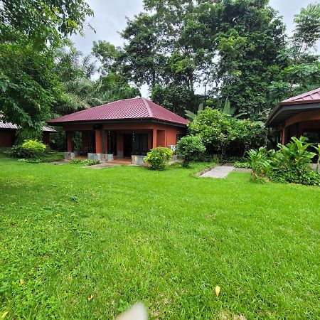Big Foot Safari Lodge Wli Afegame Exterior photo
