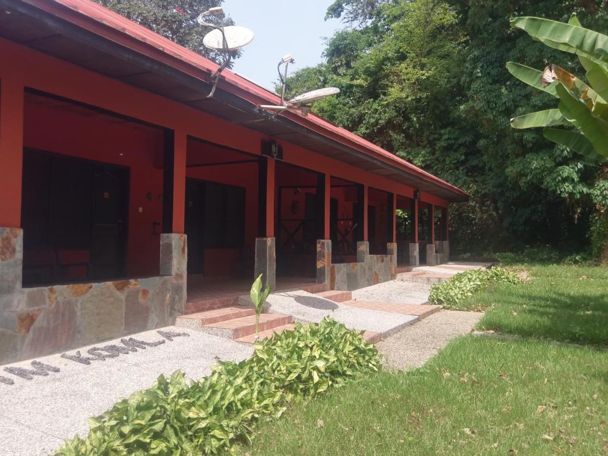 Big Foot Safari Lodge Wli Afegame Exterior photo