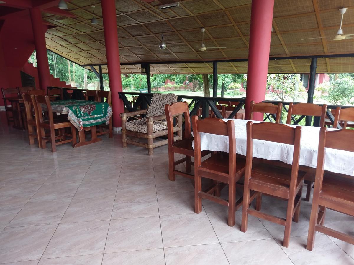 Big Foot Safari Lodge Wli Afegame Exterior photo